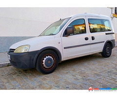 Opel COMBO-C.1.7 DTI 1.7 TI 2003