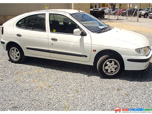 Se Vende Renault Megane Del Ano 1998 En Granada Granada