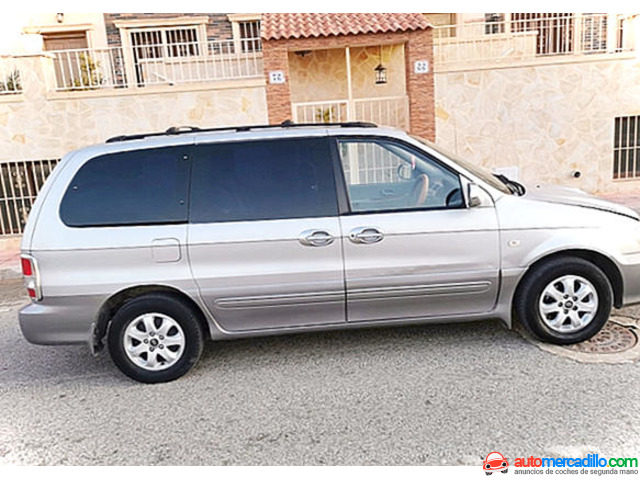 Kia carnival 2005 год Kia carnival 2005 год