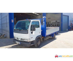 Nissan NISSAN CABSTAR CAJA ABIERTA ID   del 2004