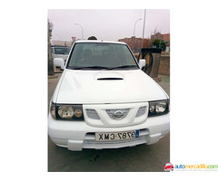 Nissan TERRANO LL   del 2004