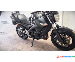 Suzuki Gsr 600 2008