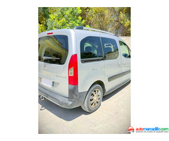 Peugeot Partner   2011