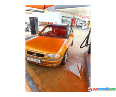 Opel Astra del 1992