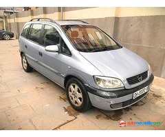 Opel Zafira del 2000