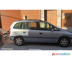 Opel Zafira del 2000