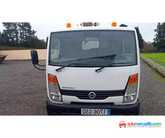 Nissan Cabstar Plataforma Elevación del 2010