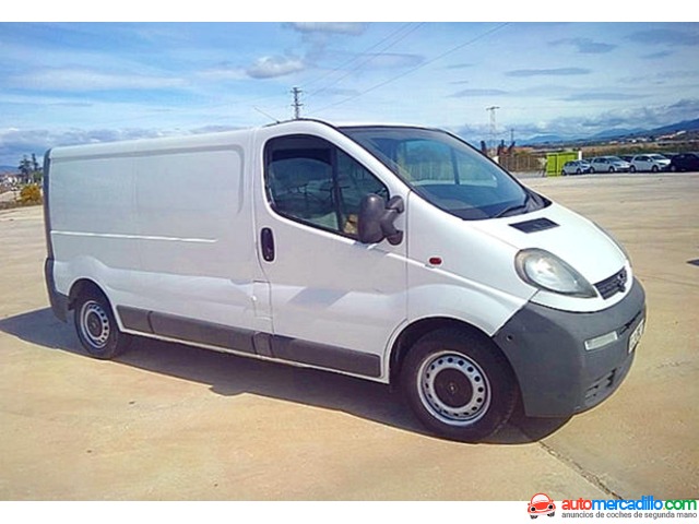 Opel vivaro 2003